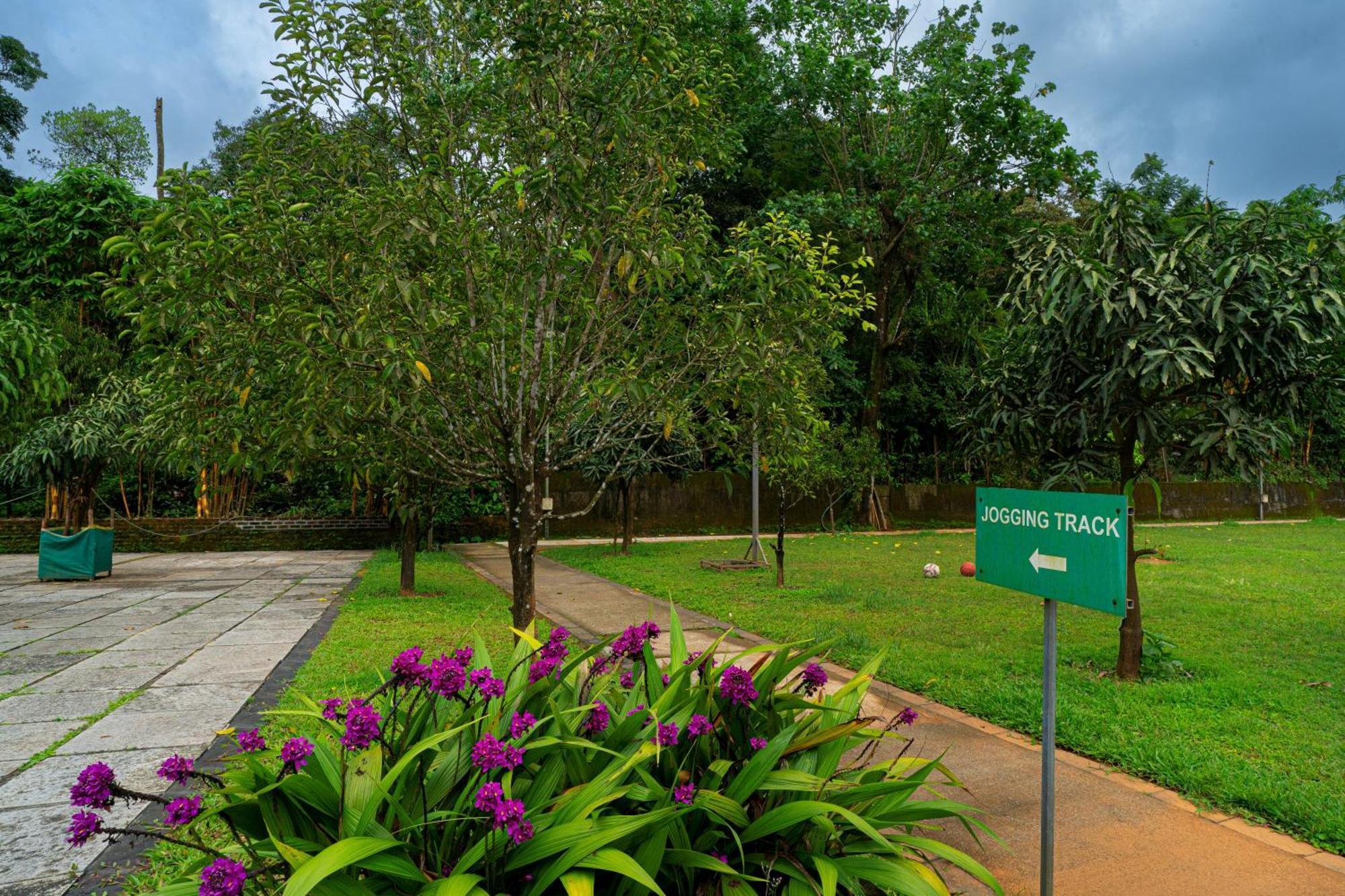 The Sanihara Hotel & Resort Vythiri Extérieur photo